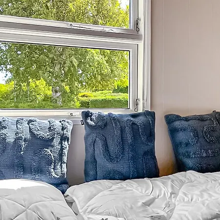 Feriehus 2 Bedroom Gorgeous In *